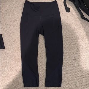 Lululemon black pants 3/4